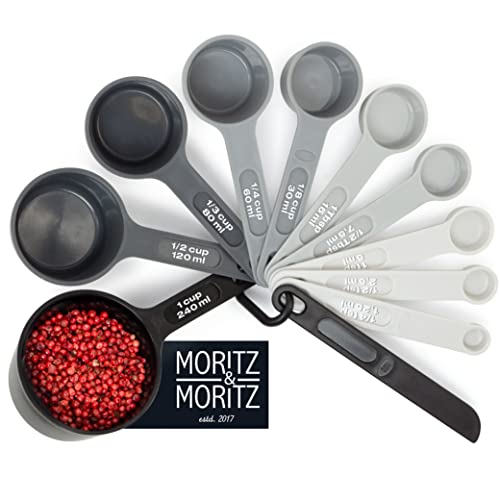 Moritz & Moritz 11-TLG. Messlöffel Set 1/4 TSP bis 1 Cup - stapelbar - Messbecher Measuring Cups und Measuring Spoons 1,25-240ml inkl. Streichlineal - Zum Kochen & Backen mit Kindern (Schwarz)