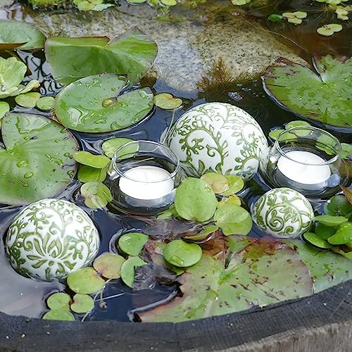 Storm's Gartenzaubereien Dekokugel - Schwimmkugel aus Keramik mit grünen Rankenmuster in 3 Größen mit 2 Teelichtgläsern schwimmend als Teickdeko