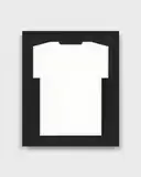 ARTIS Frametheshirt Premium - Trikotrahmen Fußball, Bilderrahmen für Trikot – Objektrahmen - 53,4x63,4x5 cm - Holz-Rahmen in Schwarz - Trikotrahmen Handball, Volleyball, Sporttrikots - Jersey Frame