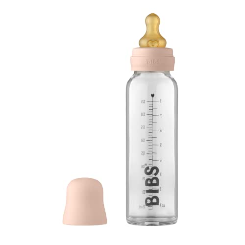 BIBS Baby Glass Bottle, Vermindert Koliken, Runder Sauger aus Naturkautschuklatex, Unterstützt das Stillen. Hergestellt in Dänemark, Complete Set - 225 ml, Blush