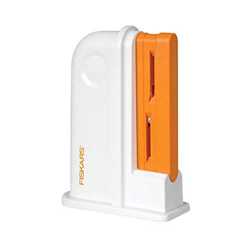 Fiskars Universal Scherenschärfer, Für Rechts- und Linkshänderscheren, Keramik-Schleifköpfe/Kunststoff-Gehäuse, Weiß/Orange, 1020499