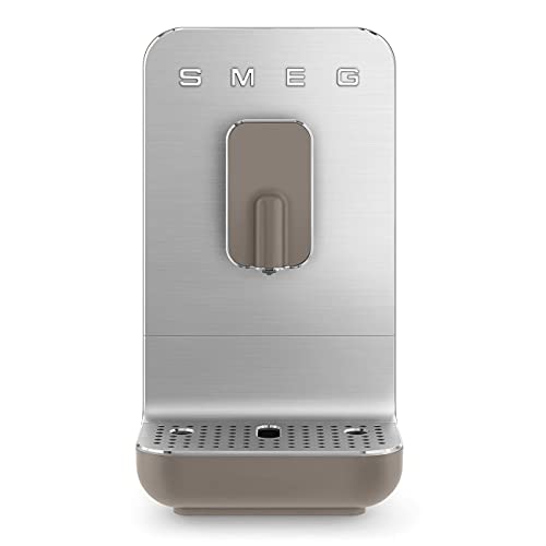 Smeg, BCC11TPMEU Kaffeevollautomat Espresso, integriertes Kornmahlwerk, Thermoblock-System, Wassertank 1,4 l, abnehmbarer Auffangbehälter, kompakte Maße, 1350 W, Taupe