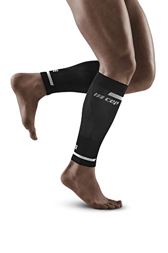 CEP - THE RUN COMPRESSION CALF SLEEVES für Herren | Stulpen für die Beine | Kompressionsstulpen Herren in schwarz zur effektiven Muskelaktivierung der Wade | Gr. III | M