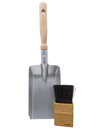 WALDKRAFT Kaminbürste Black Forest | handlicher Kaminfeger aus Eichenholz | hitzebeständige Arenga-Borsten | Made in Germany… (Kaminbürste+Kohleschaufel)