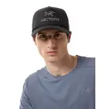 Arc'teryx Bird Word Trucker Curved Hat | Leichte, atmungsaktive Trucker-Mütze mit unserem Wort-Logo | Schwarz/Graphit, Einheitsgröße