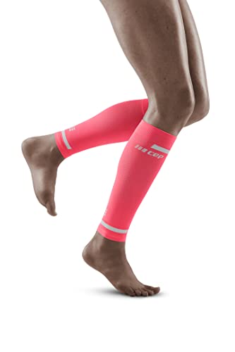 CEP - THE RUN COMPRESSION CALF SLEEVES für Damen | Stulpen für die Beine | Beinlinge in pink zur effektiven Muskelaktivierung der Wade | Gr. III | M