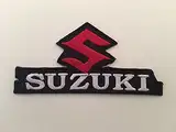 Aufnäher zum Aufbügeln – Suzuki, 10 x 4,5 cm