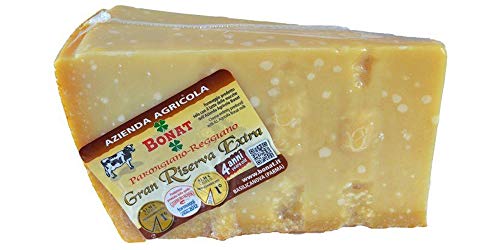 Die beste Parmigiano Reggiano von Italie , Landwirtschaftsbetrieb Bonat, 4 Jahre gereift , 1 Stuck 1 kg, vakuumverpackt, in einem Frischhaltebeutel aus Baumwolle