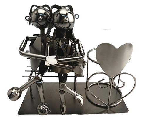 ito electronics Liebespaar auf Bank Flaschenhalter sitzend Hochzeit Geschenk Herz Weinflaschenhalter, Weinständer 24 x 11 x 21 cm