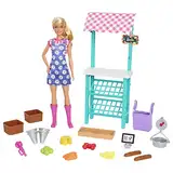 Barbie HCN22 - Spaß auf dem Bauernhof Bauernmarkt Spielset mit Puppe (Blonde Haare), Markt-Stand mit Obst, Gemüse und Kasse, Spielzeug für Kinder ab 3 Jahren