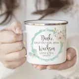 Geschenk für Erzieherin und Tagesmutter - Dankeschön Tasse mit Geschenkanhänger und Spruch "Danke, dass du mir beim Wachsen geholfen hast"