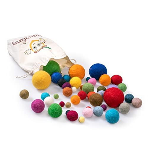 naturling Bunter Filz Bällemix - 45 bunte Filzkugeln Pompons in verschiedenen Farben & Größen für Farben Verständnis und DIY Basteln (Bunt, 45er Set)