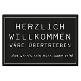 Fußmatte mit Spruch Herzlich Willkommen wäre übertrieben Aber wenn's Sein muss komm rein | Schmutzfangmatte | lustige Türmatte | Fußabstreifer Haustür aus Filz | Geschenk Weihnachten