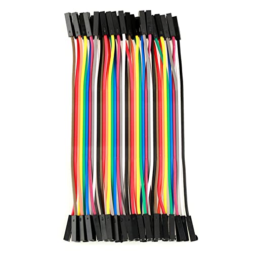 Überbrückungsdrähte, Überbrückungskabel, Flachbandkabel. Tragbares Design für Gebäudereparaturen. Elektrische Platine