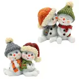 Schneekinderpaar als 2er Set, mit Mütze und Schal in rot, grau, orange und grün, sitzend L/B/H 5,5 x 3,5 x 5,5 cm