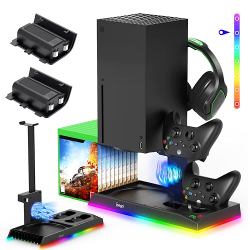 FYOUNG Vertikaler Ständer für Xbox Serie X mit Kühlventilator& RGB LED Lichtern, Ladestation mit Controller Ladegerät Dock &Game Storage Rack Organizer& Headset Stand mit 2 wiederaufladbarer Batterie