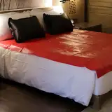 Wasserdichte Bettlaken, 220 x 160 cm Sexlaken für Erwachsene, groß, verdickt, wasserdicht und ölbeständig, Massagetischlaken, sexy Laken, PVC, SM-Flirt-Inkontinenz-Matratzenbezug, Bettschutz