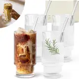 KIVY Geriffelte Gläser (4x 310ml) mit Strohhalm - Für Eiskaffee, Wasser & Cocktails - Longdrinkgläser Set - Eiskaffee Gläser geriffelt - Riffle Gläser - Ripple Gläser Aesthetic - Iced coffee glas