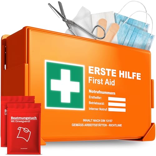 Erste Hilfe Kasten nach neuer DIN 13157:2021 inkl. Wandhalterung & Aufklebern|Universal Erste Hilfe Koffer für Betrieb, Haushalt oder Gastronomie - Büro Verbandskasten gefüllt, Sanikasten