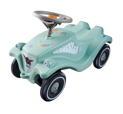 BIG Bobby Car Classic Green Sea - Rutschauto ab 1 Jahr im bunten Meeres-Design mit grauem Sicherheits-Lenkrad und Hupe, für Kinder von 1-5 Jahre (bis 50 kg), salbei mit Aufklebern