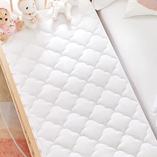 SONIVE wasserdichte Matratzenschoner für Babybett und kleinen Kinder Mikrofaser 10oz Füllung Baby Matratzenauflage steppt,Oeko-Tex Standard 100 Zertifiziert,Weiß,70x140cm