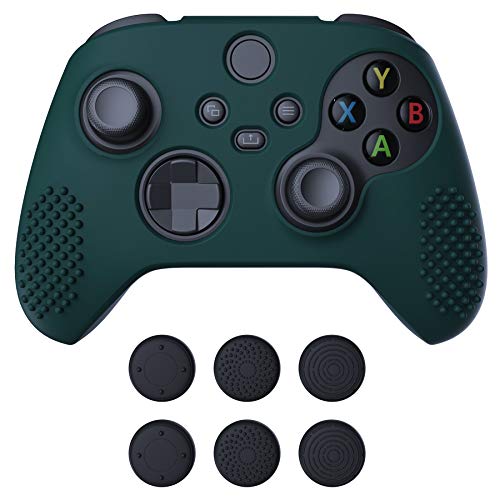 eXtremeRate PlayVital Schutzhülle für Xbox Series S/X,Case Anti-Rutsche Hülle aus weichem Gummi,6 Stück Schwarze Stick Aufsätze für Xbox Series S/X Controller(3D Noppen Edition,Renn-Grün)