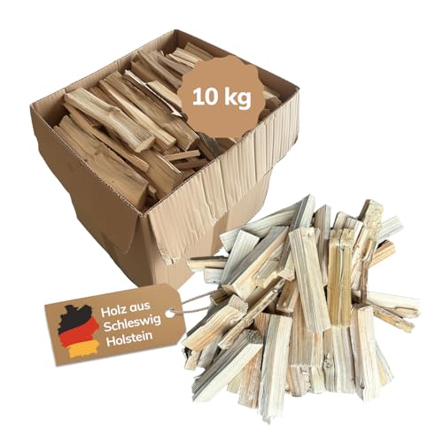 Landree Anfeuerholz, Anzündholz 10 kg, ca 20cm Scheitlänge, Nadelholz, trockenes und sofort einsetzbares Brennholz für Kamin und Ofen, Qualität aus Schleswig Holstein