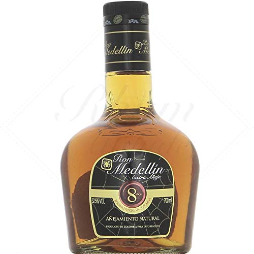 Ron Medellin Añejo 8 Jahre (1 x 0.7 l)