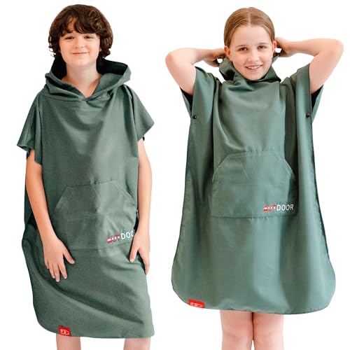 AUTDOOR® Mikrofaser Badeponcho für Kinder, Mädchen & Jungen - nachhaltig aus 100% recycelten PET-Flaschen - Handtuch und Poncho als Umziehhilfe für Kids, Boys & Girls