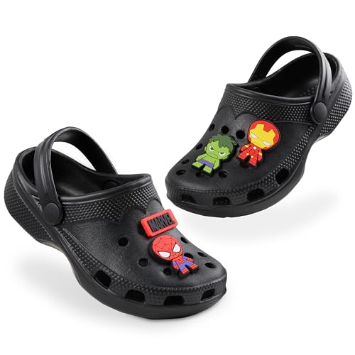 Marvel Clogs mit abnehmbaren Anhängern, Kinder Sandalen Strandschuhe Kinder - Geschenke für Jungs (Schwarz Avengers, 30 EU)