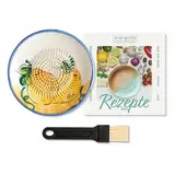 evergrate Keramikreibe im Motiv Melissa mit Küchenpinsel und Rezeptheft