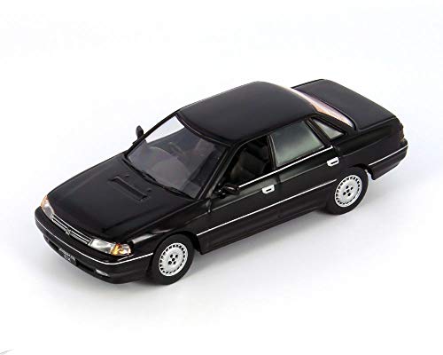 Isuzu Aska CX Baujahr 1990 schwarz 1:43 Ixo