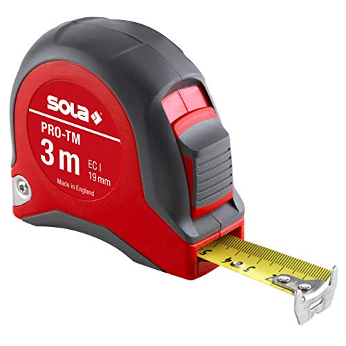 SOLA PRO-TM - Bandmaß 3m / 19mm - robustes Profi-Rollbandmaß mit Gürtelclip - Stahlband, gelb lackiert mit mm Skala - Genauigkeitsklasse I - Rollmeter mit beweglichem Endhaken - Länge 3m/19mm