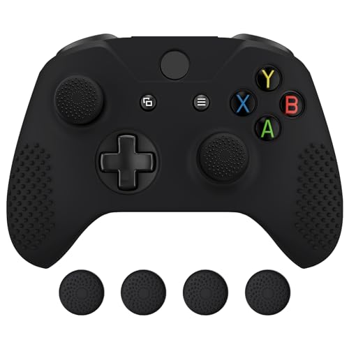 eXtremeRate Silikon Schutzhülle Case für Xbox One S/X Controller, Anti-Rutsch Gummi Hülle & 2 Thumbstick Sticks Kappen Aufsätze für Xbox One S/X Controller-Schwarz