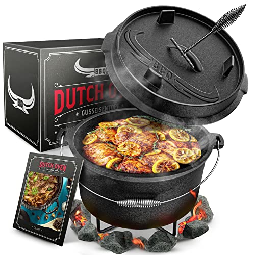 Amandi BBQ Dutch Oven - Dutch Oven Set [9L] - Für Induktion geeignet - Mit Topfständer - Eingebrannter Feuertopf aus Gusseisen - inkl. Deckelheber & e-Book, Rund, Schwarz