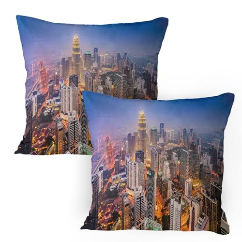 ABAKUHAUS Städtisch Kissenbezug Packung mit 2, Moderner Stadt-Skyline-Geschäftsgebiet-Wolkenkratzer ragt Kuala Lumpur Malaysia hoch, Dekorativer Gedruckter Kissenbezug, 80 x 80 cm, Orange Gelb Blau
