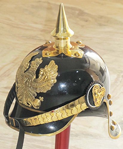 WW I & II Helm aus Deutschem Preußischem Pickelhaaube, Messing, Akzente, Imperial-Offizierhelm.