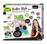 Lena 42566 - Bastelset Button Style Pin, Komplettset für coole Buttons mit 10 Metall Knöpfe, Werkzeug, 14 Textilvorlagen mit tollen Designs und Sprüchen, Fashion Mode Styling Set für Kinder ab 8 Jahre