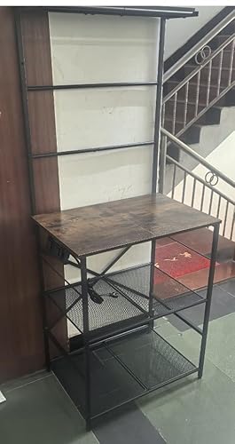 DAOUTIME 4-stöckiges Bauernhaus-Barregal mit Steckdose, Küchenständer mit 8 S-förmigen Haken, großer Raum, Kaffeestationstisch für Küche & Wohnzimmer