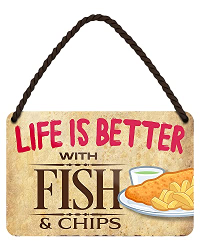 Life is better with fish and chips - lustiges Metallschild mit Kordel und Saugnapf - Blechschild für Liebhaber dieser englischen Spezialität - Dekoration für Pub Imbiss Fisch Restaurant - 18x12cm