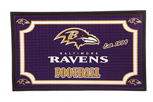 Team Sports America NFL Baltimore Ravens geprägte Outdoor-sichere Matte – 76,2 cm B x 45,7 cm H strapazierfähige, rutschfeste Bodenmatte für Fußballfans