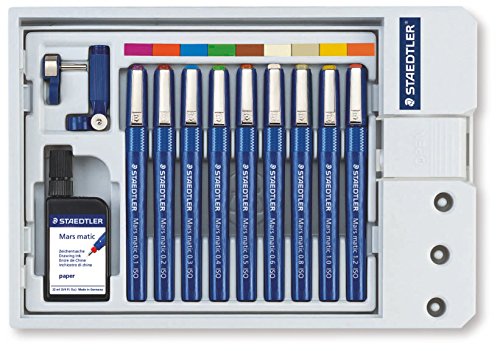 STAEDTLER Tuschezeichner Set Mars matic, 9 Tuschezeichner in sortierten Linienbreiten, Zeichentuschefläschchen, Schablonierstück, kein eintrocknen, gleichmäßige Tuscheabgabe, 700 S9