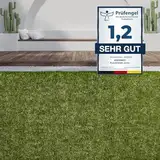 Andiamo Kunstrasen Jever Outdoor Teppich wetterfest – Rasenteppich für Balkon & Terrasse, wasserdurchlässig mit Drainage-Noppen, robuster Balkon Bodenbelag in Grün – Größe (133 x 400 cm)